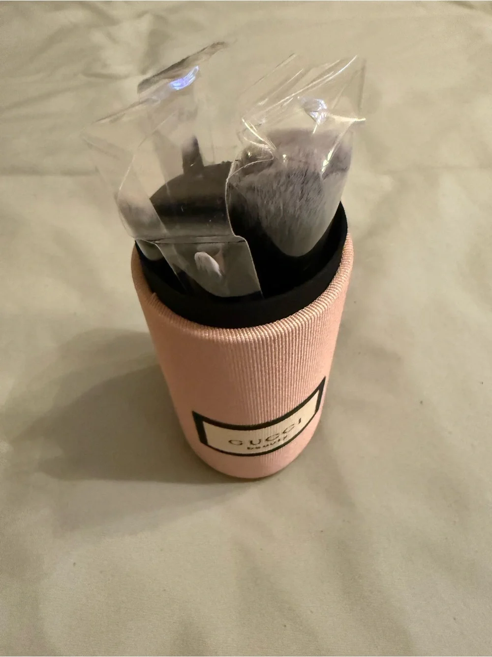 Gucci Pink Brush Case & makeup brushes - Picture 3 of 7